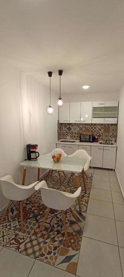 Theo House Appartement Sibiu Buitenkant foto