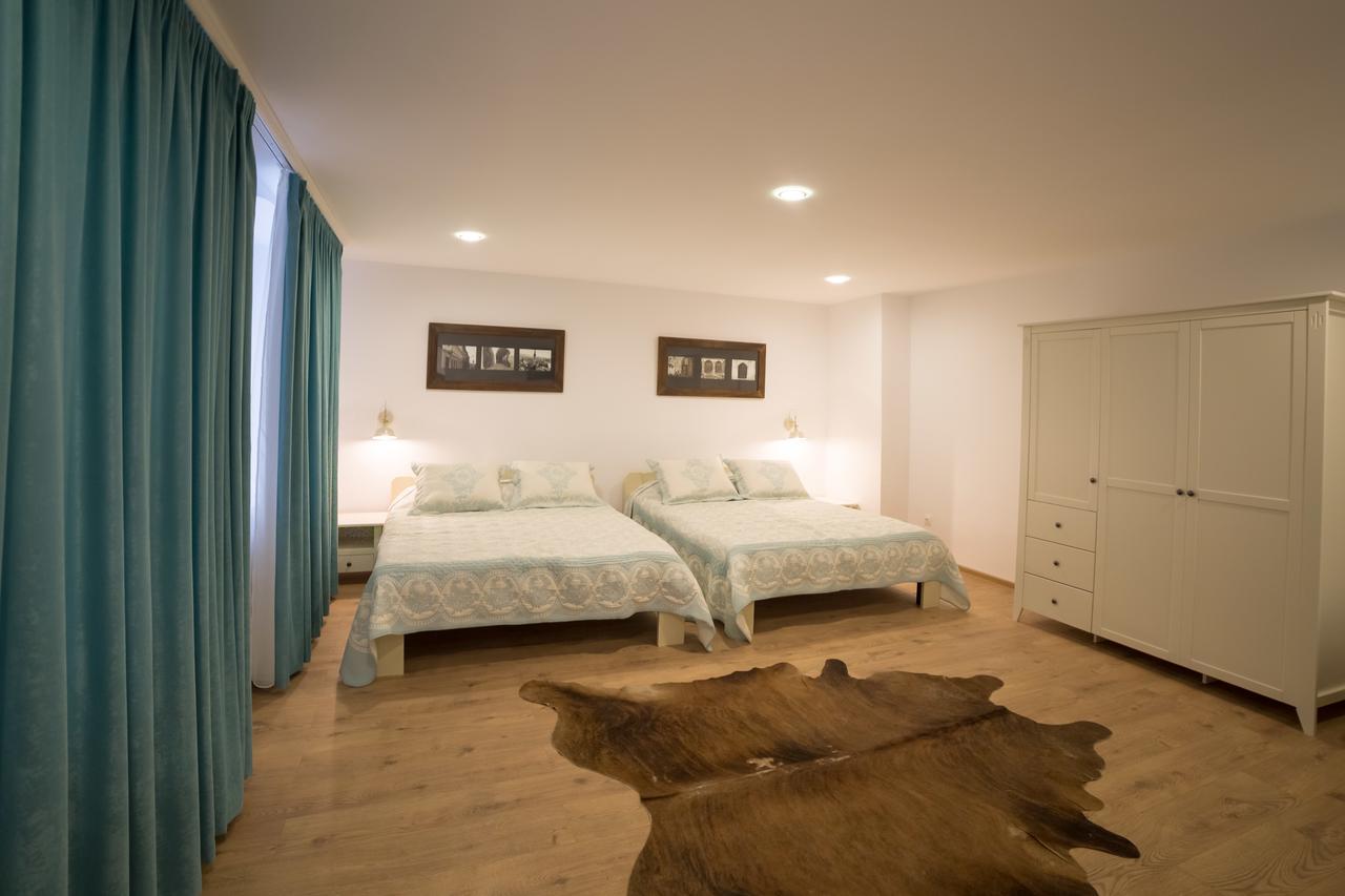 Theo House Appartement Sibiu Buitenkant foto